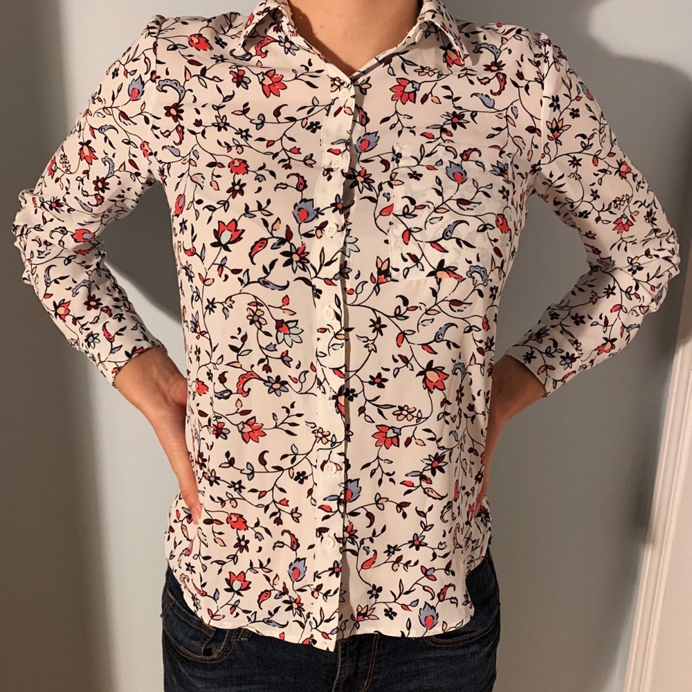 NWT Reitmans Floral Blouse